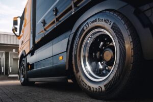 Continental accroît la longévité des pneus poids lourds