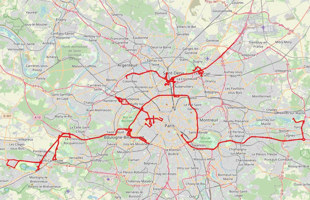 En rouge sur cette carte, les 185 kilomètres de voies “olympiques” autour de Paris. Sur ces axes, une voie sera réservée aux acteurs des JO.