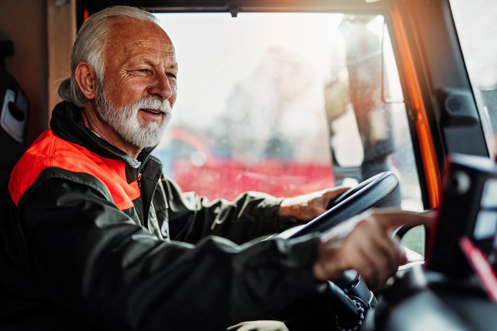 58 % des conducteurs de poids lourd dans le TRM ont plus de 45 ans, selon le dernier rapport de l'OPTL. ©Adobestock