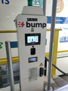 Bump gère l'infrastructure de recharge avec deux satellites installés. ©JPL/FLM