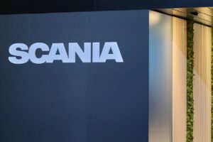Scania France présente son nouveau siège social