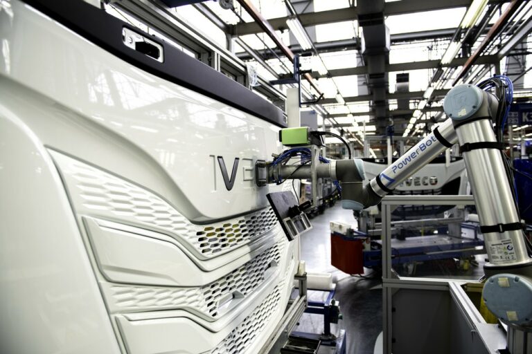 Au coeur de l’assemblage des camions Iveco