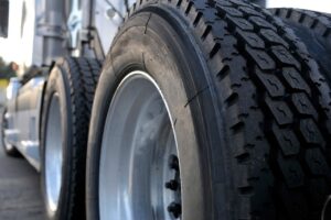 Pneus poids lourds : une reprise de marché prometteuse
