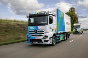 Mercedes-Benz Trucks change de braquet pour l'eActros 400