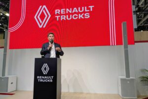 Électrique : Renault Trucks réclame un coup de pouce de l'État pour franchir le cap