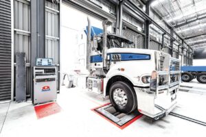 Maha passe à la vitesse supérieure sur le marché du poids lourd