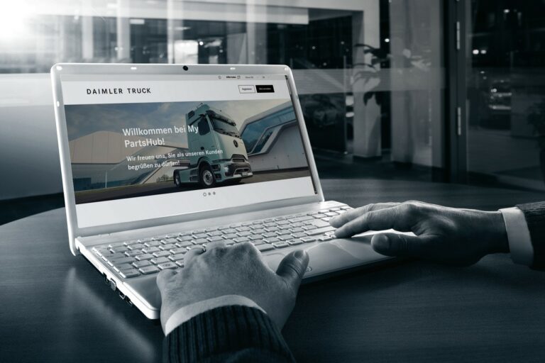 Daimler Truck simplifie l’accès à ses pièces avec My PartsHub