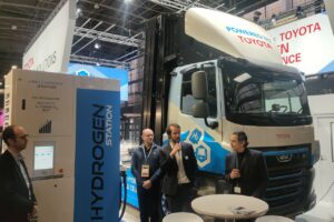 Hydrogène : HRS et Toyota Motor présentent une nouvelle technologie d'avitaillement