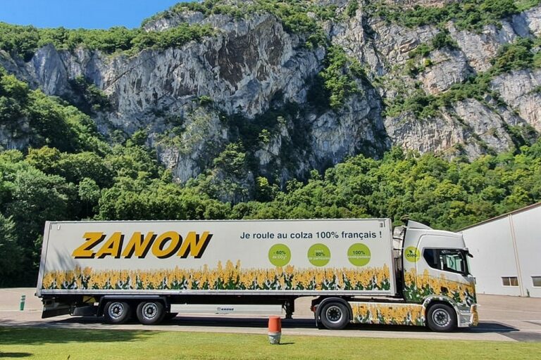 Un transporteur isérois a converti 100 % de sa flotte de camions au B100