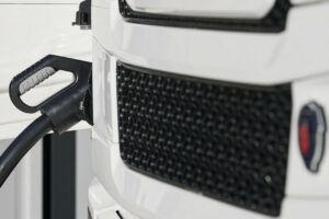 Camions électriques : pourquoi l'Europe peine à passer la vitesse supérieure