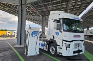 Un Renault Trucks E-Tech capable de parcourir 1 000 km par jour