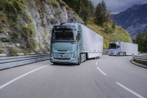 Transition énergétique : l'Europe accorde plus de flexibilité aux constructeurs de poids lourds