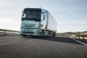 Volvo Trucks pousse l'autonomie des camions électriques à 700 km