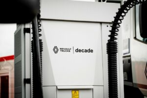Renault Trucks repense la recharge des poids lourds électriques avec Decade Energy