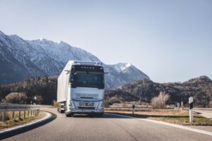 Malgré un léger rebond, le transport routier reste sous pression