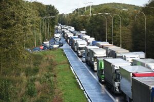Écotaxe poids lourds : ce que précisent les deux nouveaux décrets