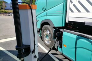 Camions électriques : 10 % des sites couvriraient 90 % des besoins en recharge