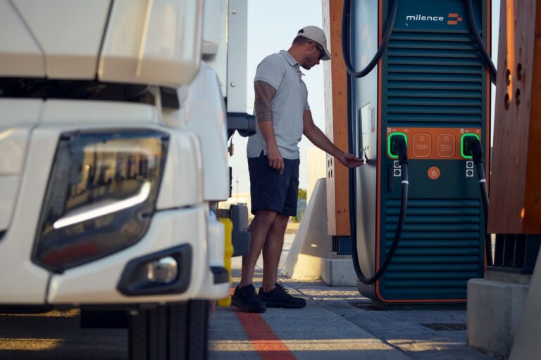 La batterie chinoise, talon d’Achille du camion électrique européen ?